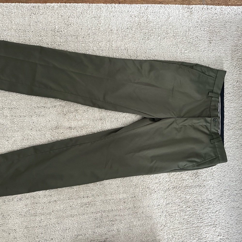 Amazon Essentials Men's Khaki Chinos 32Wx29L